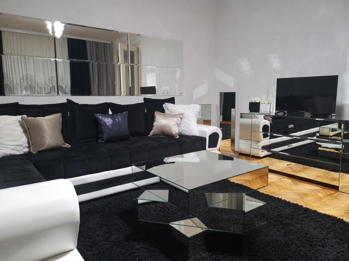 Pančevo Apartments Vila White House المظهر الخارجي الصورة